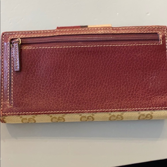 Gucci wallet. - Picture 4 of 4